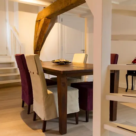 Whs Cozy Lofts